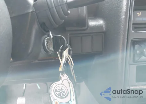 1993 Suzuki Sidekick Js z USA, uszkodzony, nr VIN 2S3TC01C7P6406115